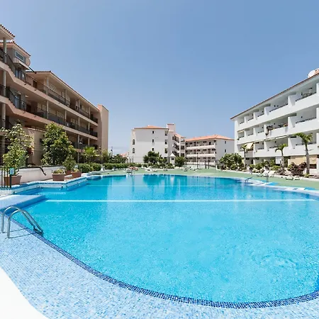 Summerland Apartment *